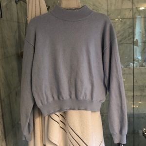 Cropped light blue wool jumper
